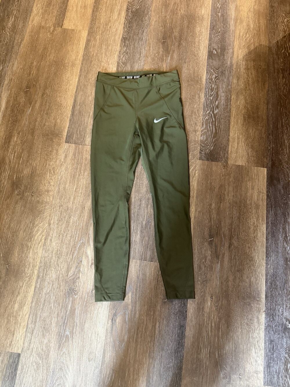 Nike Dri-Fit Women's Leggings Olive Green, Size Small